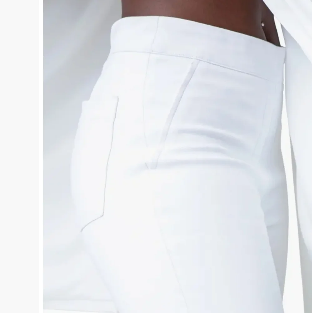 SPANX NWT On The Go Slim Straight Ankle Pants with Ultimate Opacity Technology S